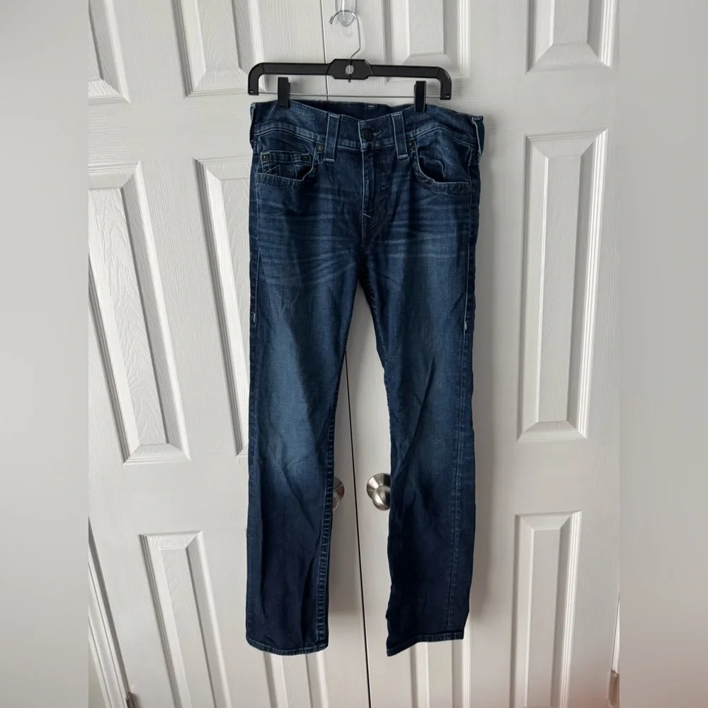 True Religion Ricky Relaxed Straight Dark Blue Wash Denim Jeans Size 32